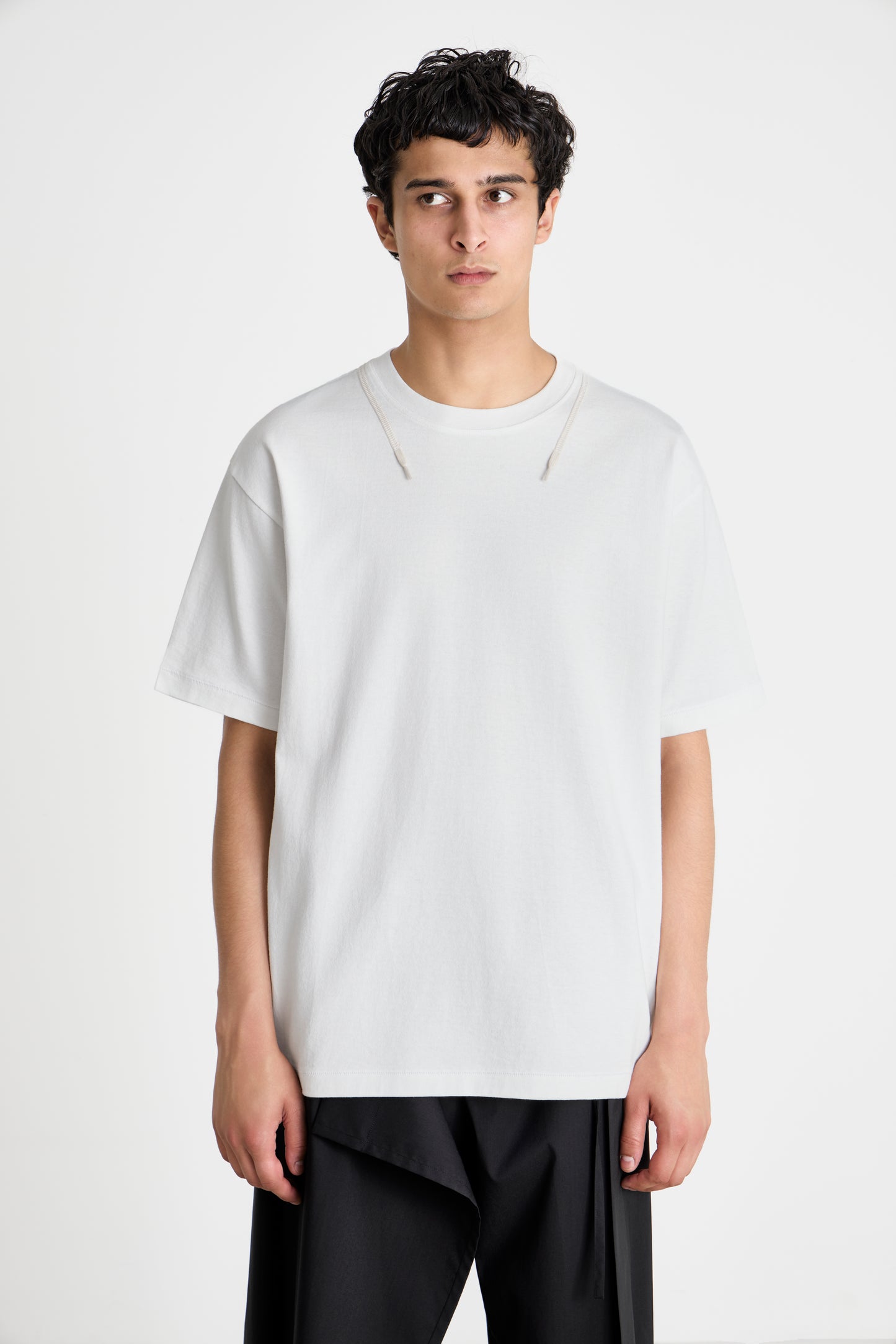 FLATLOCK LACE T-SHIRT