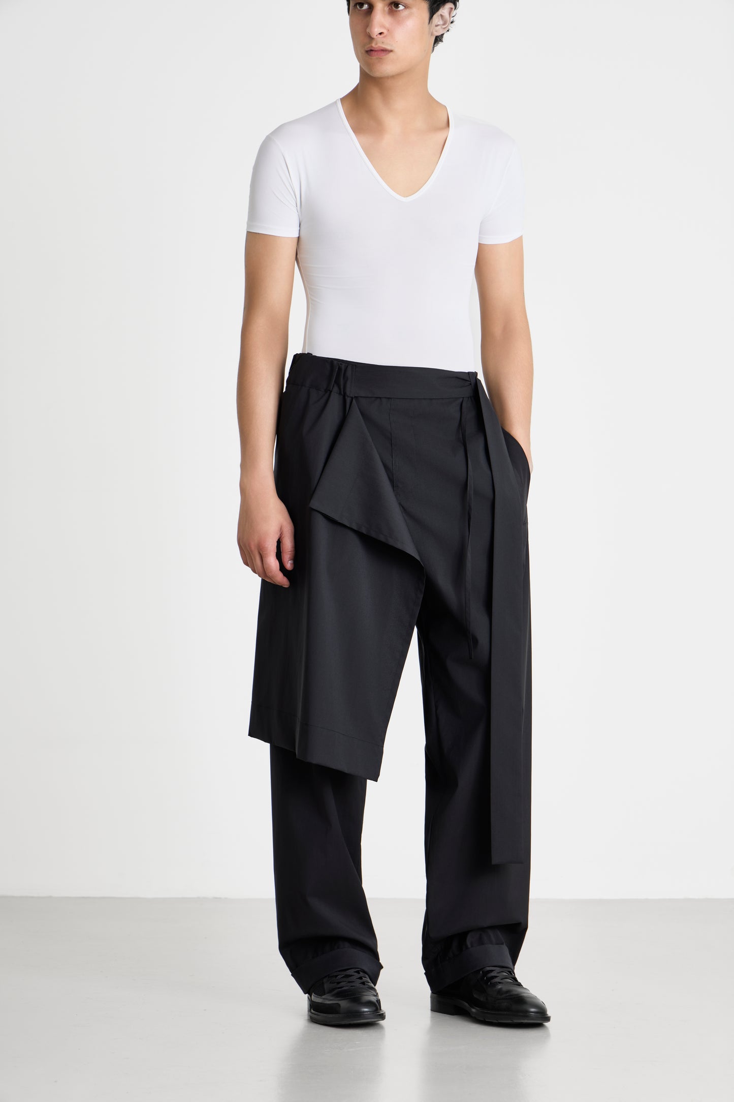 UNIFORM TROUSER